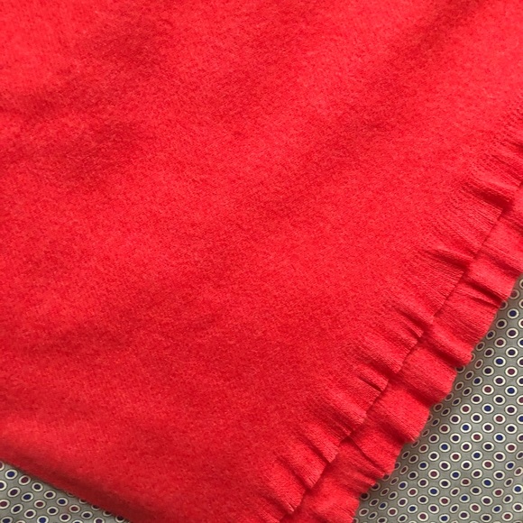 Banana Republic Blanket Scarf - Picture 2 of 8